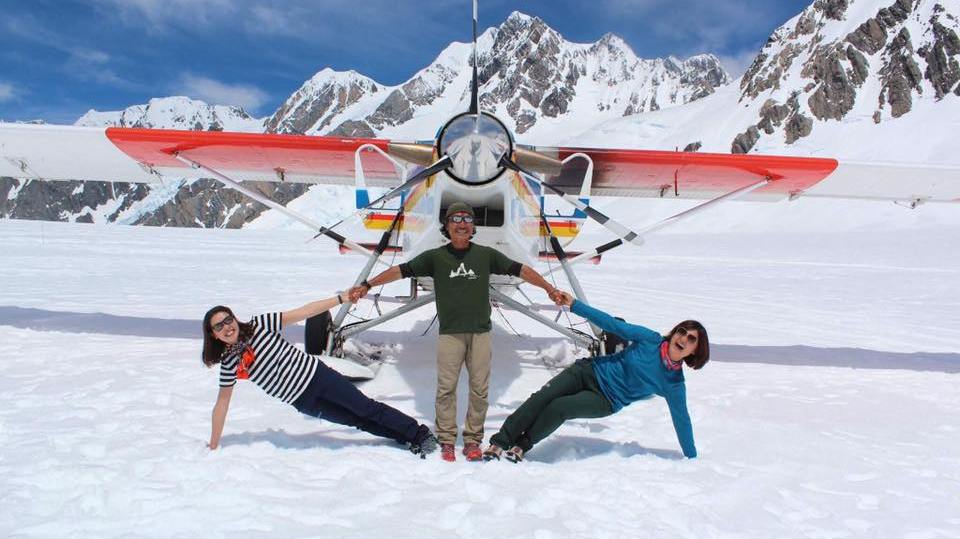 15940377_809461822528640_2068167427875114600_n 3 people making a pose in front of ski plane