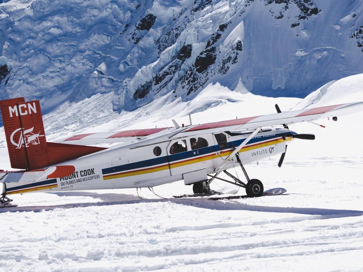 Ski planes lands on mt cook in New Zealand