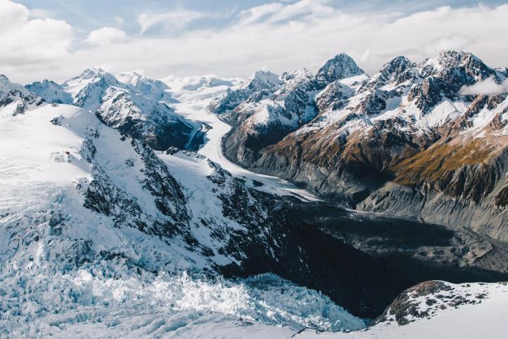 Mt cook covered with massive snow