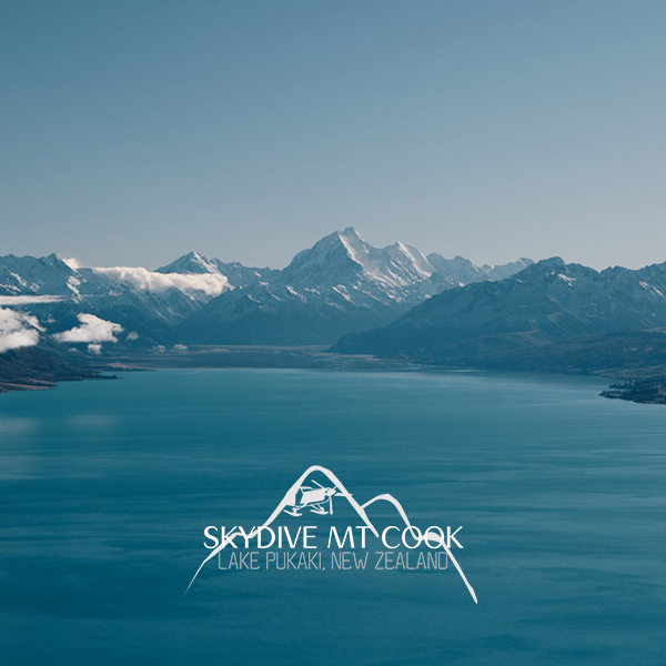 Mountain covered with snow in Lake Pukake, New Zealand